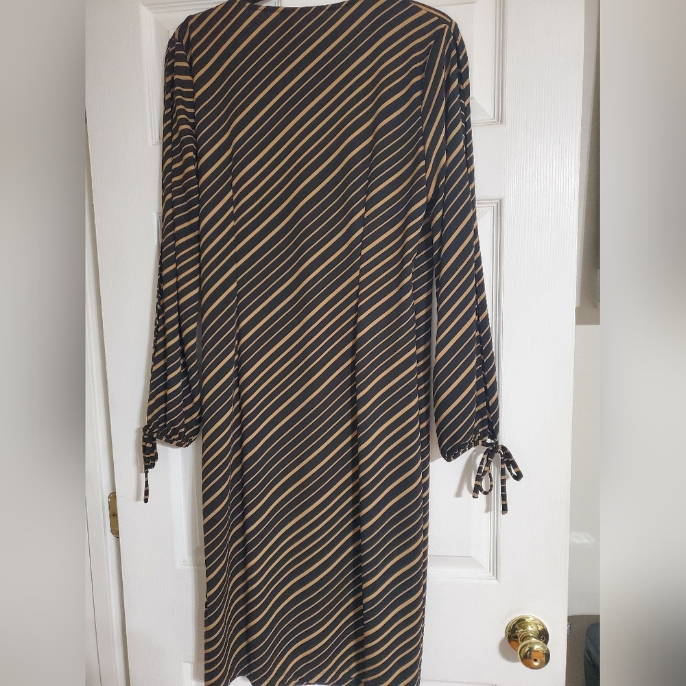 Express Dress‎ - Size 13/14 - Picture 6 of 6